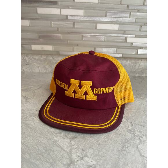 Vintage Minnesota Gophers Snapback Trucker Hat - Picture 1 of 7
